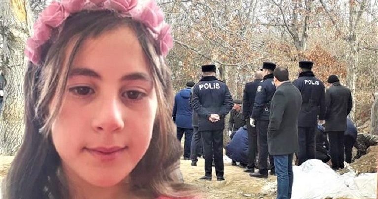 Nərminin öldürüldüyü kənddə qatili xüsusi təlim keçmiş itlər axtarır – VİDEO Nərminin öldürüldüyü kənddə qatili xüsusi təlim keçmiş itlər axtarır – VİDEO