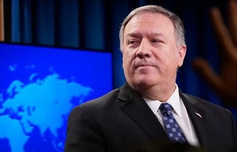 Jurnalistin sualından əsəbiləşən Pompeo onu “söhbətə” çağırdı