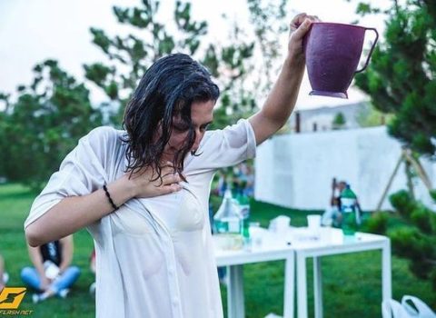 Bakıda yaş paltarda küçə tamaşalarına icazə verildi – QƏRAR
