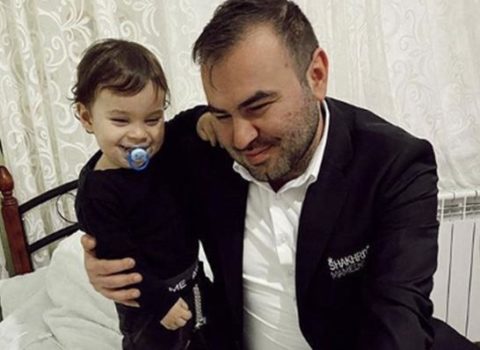“Şah” övladları ilə şəklini paylaşdı – FOTO
