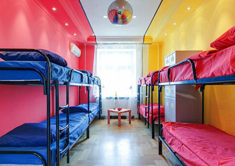 Azərbaycanlıları qanunsuz qeydiyyata alan hostel rəhbərliyi məsuliyyətə cəlb olundu