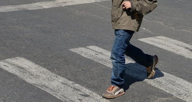 6 yaşlı uşağı maşın vurdu 6 yaşlı uşağı maşın vurdu