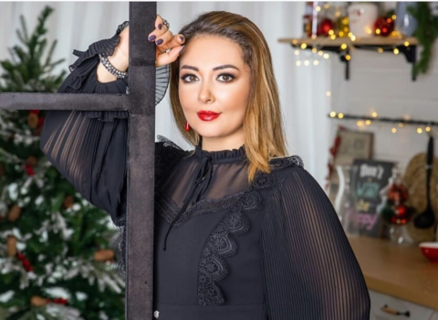 Lalə Azərtaş kimin puluyla gəzdiyini açıqladı: “Təşəkkürlər, rəis” – FOTO