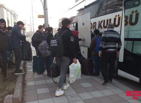 80 azərbaycanlı tələbə Türkiyənin zəlzələ zonasından Naxçıvana təxliyyə olundu – FOTO – YENİLƏNİB