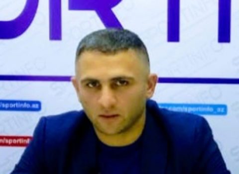 Bakıda hadisə – Jurnalistin evində öldürülüb bir-birinə bağlanmış xoruz və toyuq tapıldı – FOTO
