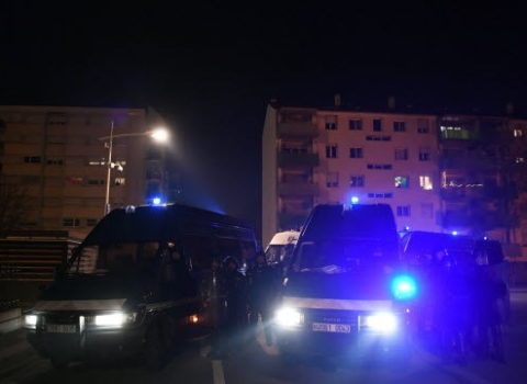 Yeni il gecəsində naməlum şəxslər 220 avtomobili yandırdı