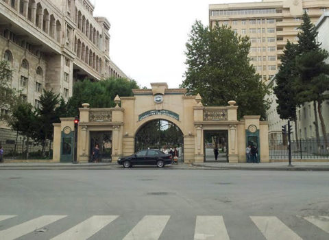 Tibb Universitetinin əməkdaşları cəzalandırıldı