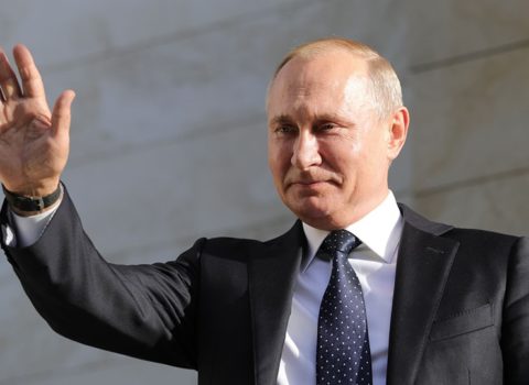 Putin azad etdiyi israilli qıza ən xoş arzularını çatdırdı
