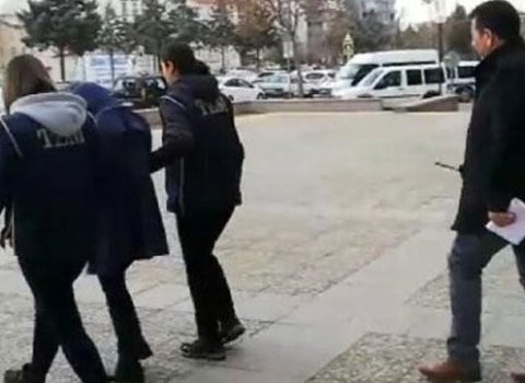Suriyada tutulan İŞİD terrorçusu Türkiyəyə gətirildi