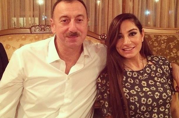 İlham Əliyev qızını belə təbrik etdi – FOTO İlham Əliyev qızını belə təbrik etdi – FOTO
