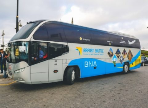 Aeroporta işləyən avtobuslarda – YENİLİK