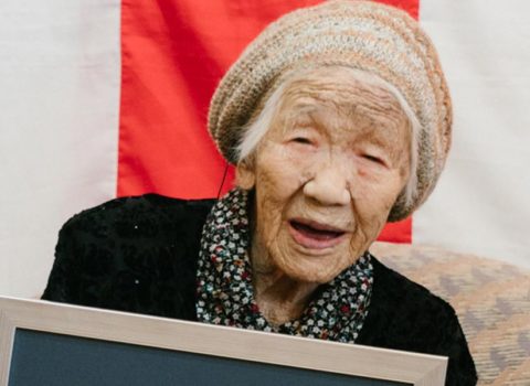 Dünyanın ən yaşlı sakini 117 yaşını qeyd etdi – FOTO