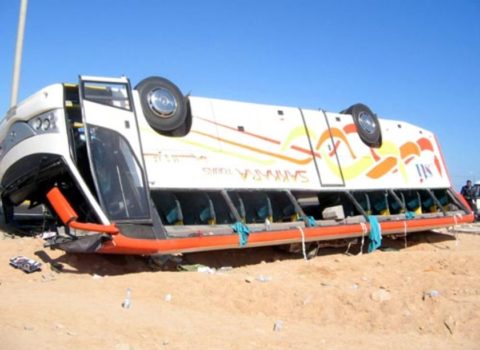 Çində avtobus çuxura düşdü: 9 ölü