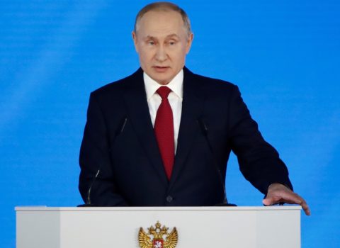 Putin özünə iki yeni köməkçi təyin etdi