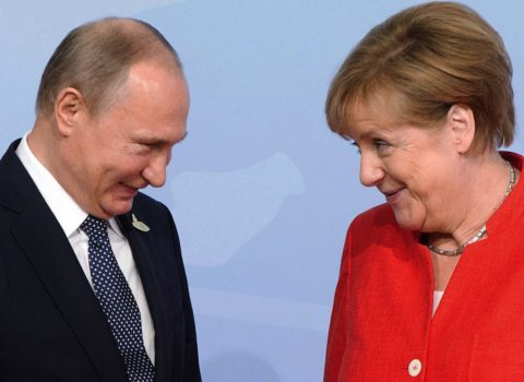 Angela Merkel: “Biz bilirdik ki, Putin Ukraynanın NATO-ya qoşulmasına tamaşa etməyəcək”