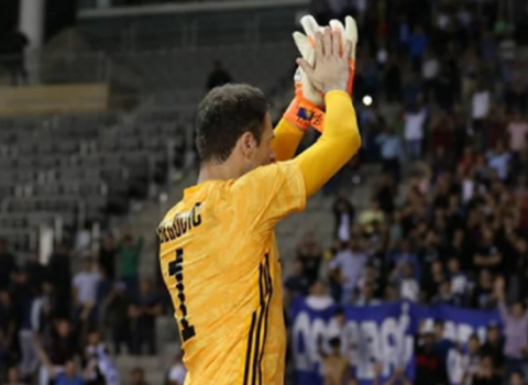 “Qarabağ”dan ayrılıb “Milan”a keçdi – Foto