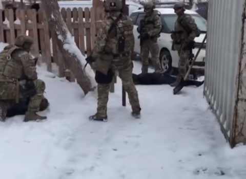 Qazaxıstan çekistləri mafiyanın azərbaycanlı “bankir”ini yaxaladı – VİDEO