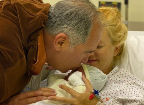Milyarder Fərhad Əhmədov 64 yaşında ata oldu – FOTO