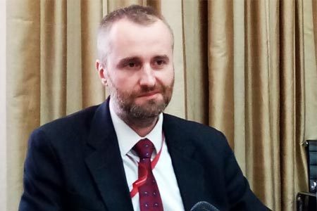Polşanın yeni səfiri Bakıya gəlib