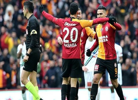 “Qalatasaray” qələbə qazandı