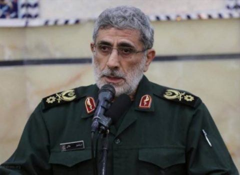 Qaani sağ imiş