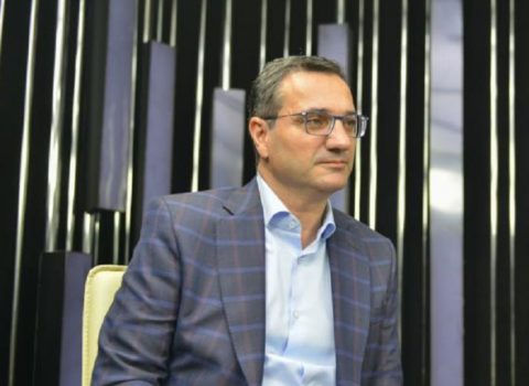 Narkoloji Mərkəzin baş direktoru işdən çıxarıldı