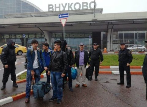 Miqrasiya qanunvericiliyini pozan azərbaycanlılar deport olundu