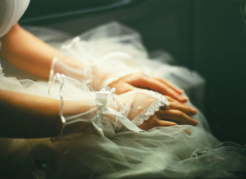 İş yoldaşları gəlini toyda çətin vəziyyətdə qoydu