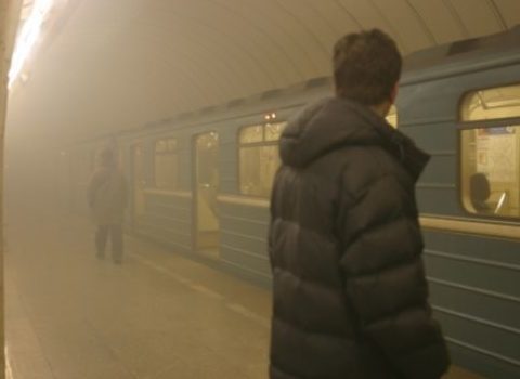 SON DƏQİQƏ: Bakı metrosunu qatı tüstü bürüdü