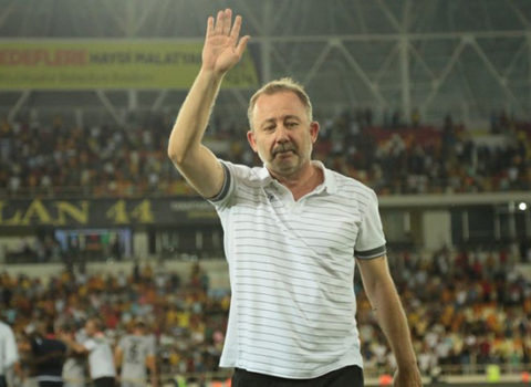 Sergen Yalçın istefaya göndərildi