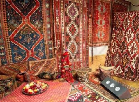 Azərbaycanda istehsal olunan xalçalar – ANBARDA YATIR