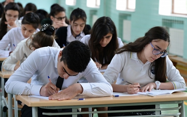 Azərbaycanda 615 şagird imtahanlardan azad edildi Azərbaycanda 615 şagird imtahanlardan azad edildi