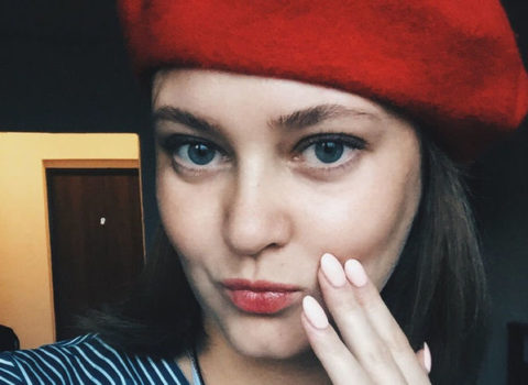 Çılpaq fotolarına görə işdən qovulan məmurun yeni iş yeri – FOTO