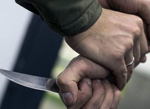 Şirvanda iki qardaş eyni vaxtda iki nəfəri bıçaqladı