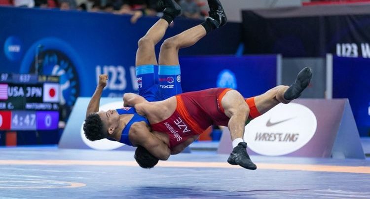 Azərbaycan güləşçisi daha bir erməni rəqibini məğlub etdi Azərbaycan güləşçisi daha bir erməni rəqibini məğlub etdi