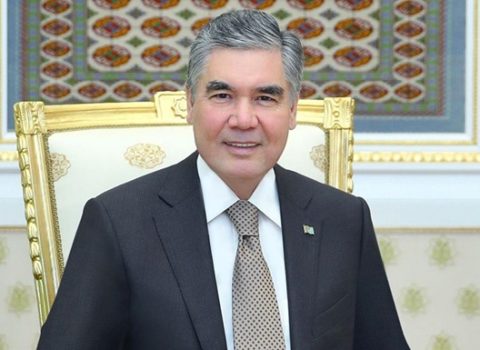 Türkmənistanda kişilər saçlarını rəngləyə bilməzlər – Prezident qadağa qoydu