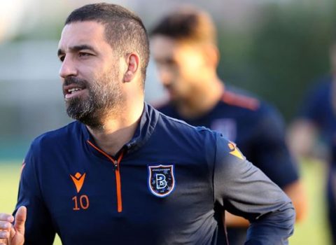 Arda Turan futboldan gedir