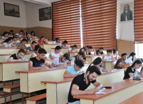 Magistraturaya sənəd qəbulu başa çatdı