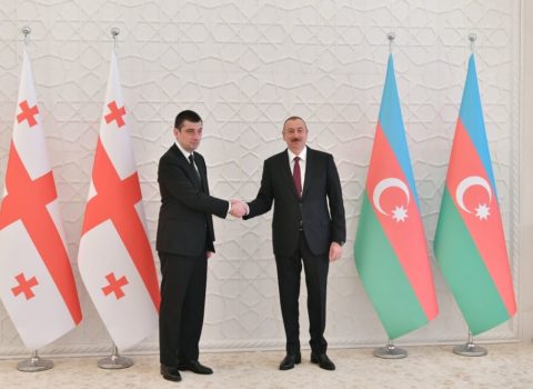 Gürcüstanın Baş naziri Prezident İlham Əliyevə zəng etdi