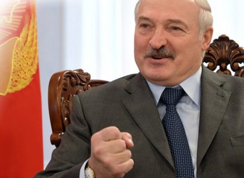Lukaşenko Rusiya hakimiyyətində olan insanları tənqid etdi
