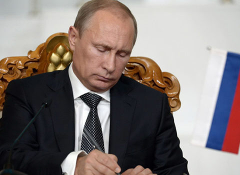 Putin 4 generalı işdən çıxardı