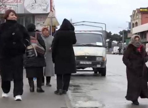 Qadınların fəhlə bazarı nəzarətə götürüldü – Hökumətdən ciddi addım
