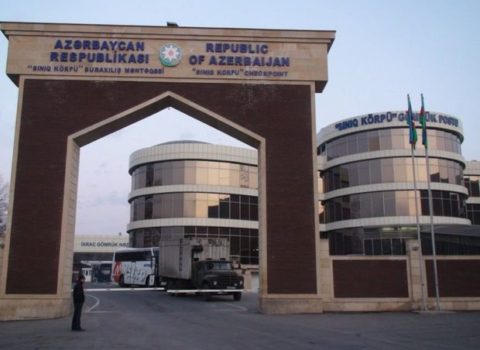 Koronavirus təlaşı: “Qırmızı körpü”dən keçənlər yoxlanılmır?