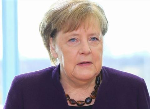 Angela Merkel: “İdlibdə atəşkəsə ehtiyacımız var”