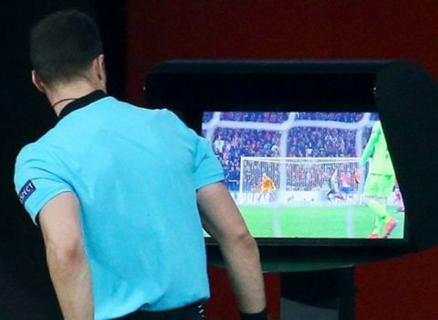 UEFA-dan italiyalı hakimlərə QADAĞA