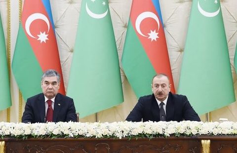 Azərbaycan və Türkmənistan prezidentləri mətbuata bəyanatlarla çıxış etdilər