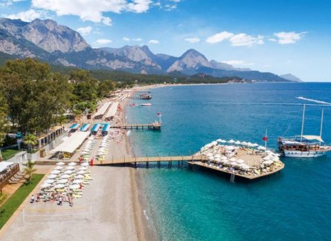 Koronavirusa görə Türkiyədə turist qəbulu təxirə salındı