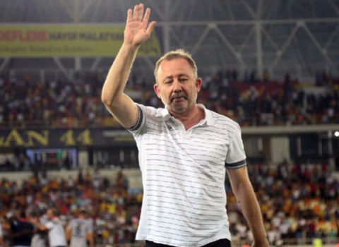 Beşiktaşlı futbolçuların koronavirus testinin nəticələri açıqlandı
