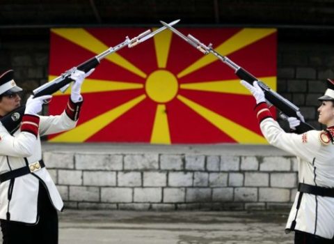 Şimali Makedoniya NATO-nun yeni üzvü seçildi