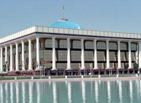 Özbəkistan Konstitusiyasına düzəlişlər HAZIRLANIR